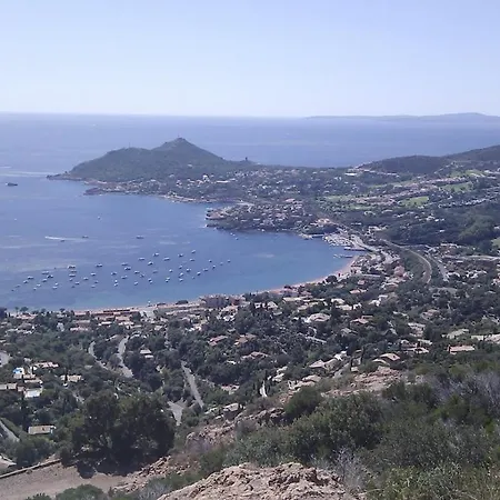 Cap Estérel Vacances - Studio Vue Golf J3 - 96la * Saint-Raphaël